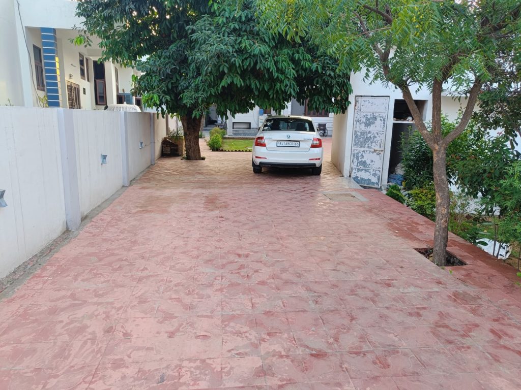 Gallery Photo 31